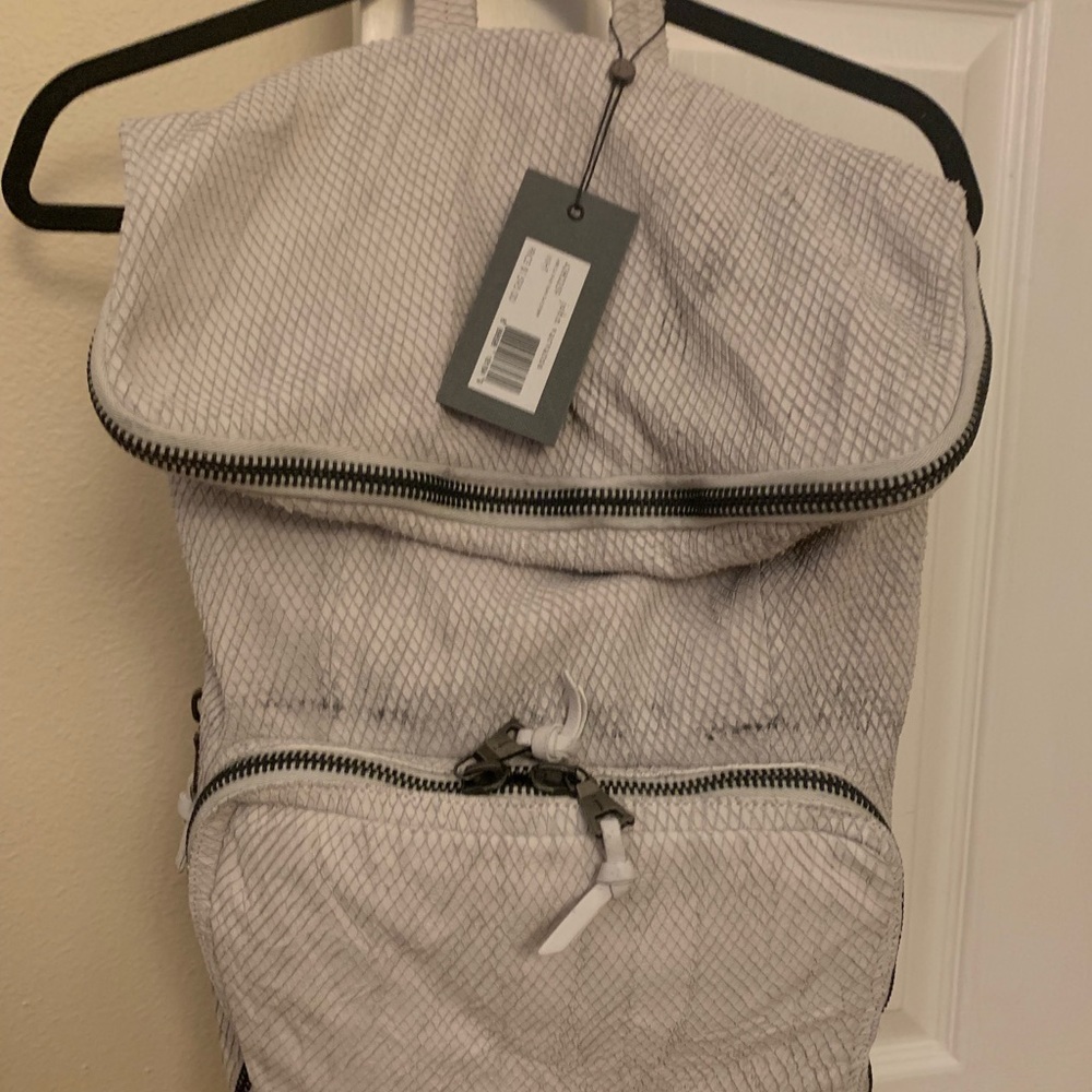 Natural Bleeker Back Snake Backpack